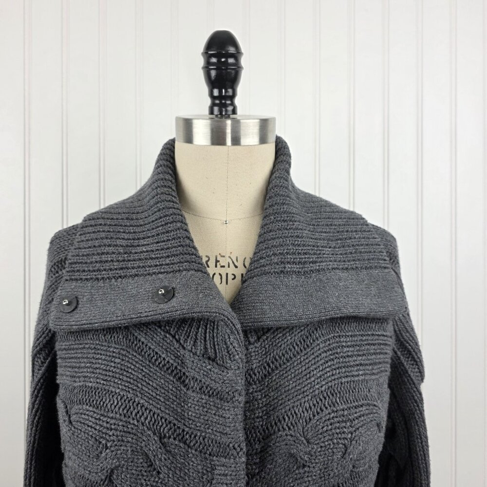 Talbots‎ Women’s Gray Knit Cardigan – Stylish & Comfortable Size Large - Picture 2 of 6